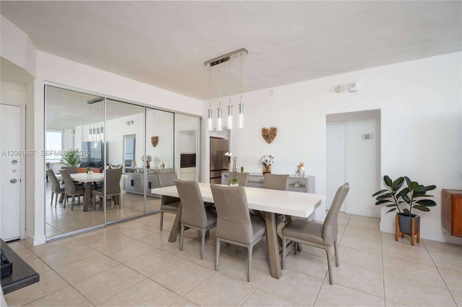 The Carriage Club North at 5005 Collins Ave, Miami Beach, FL 33140 - For Rent photo 8