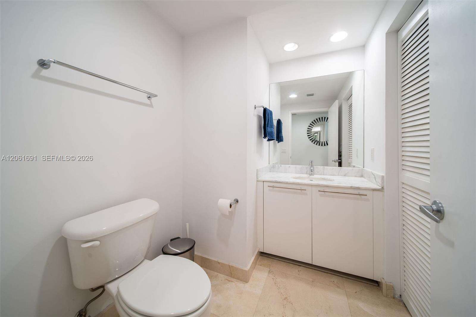 The Plaza On Brickell East at 950 Brickell Bay Dr, Miami, FL 33131 - For Rent photo 17