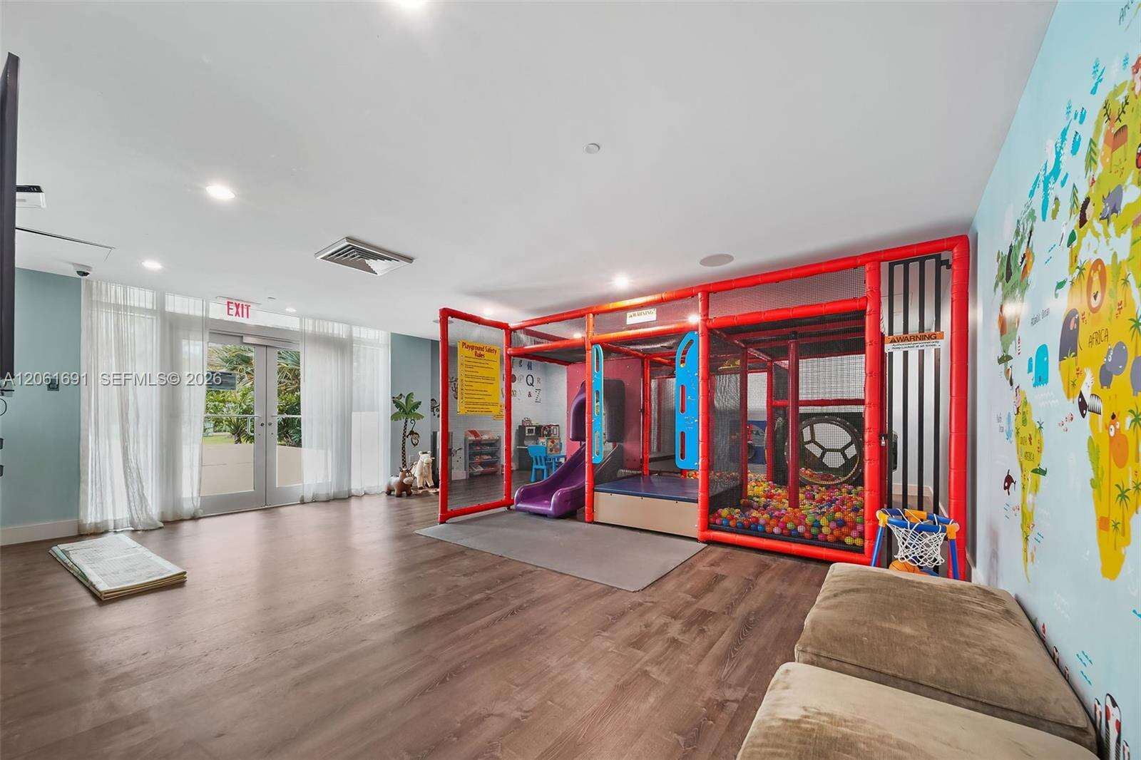 The Plaza On Brickell East at 950 Brickell Bay Dr, Miami, FL 33131 - For Rent photo 27