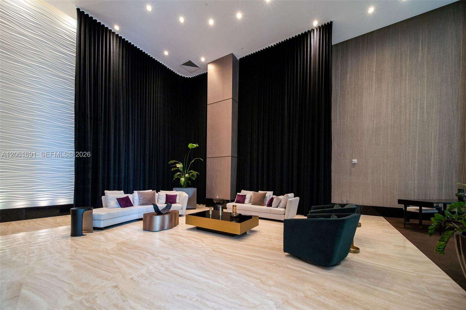 The Plaza On Brickell East at 950 Brickell Bay Dr, Miami, FL 33131 - For Rent photo 28