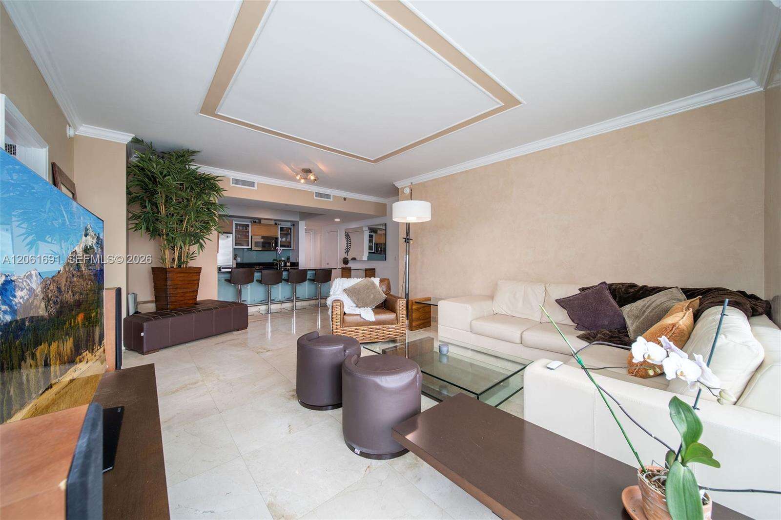 The Plaza On Brickell East at 950 Brickell Bay Dr, Miami, FL 33131 - For Rent photo 5