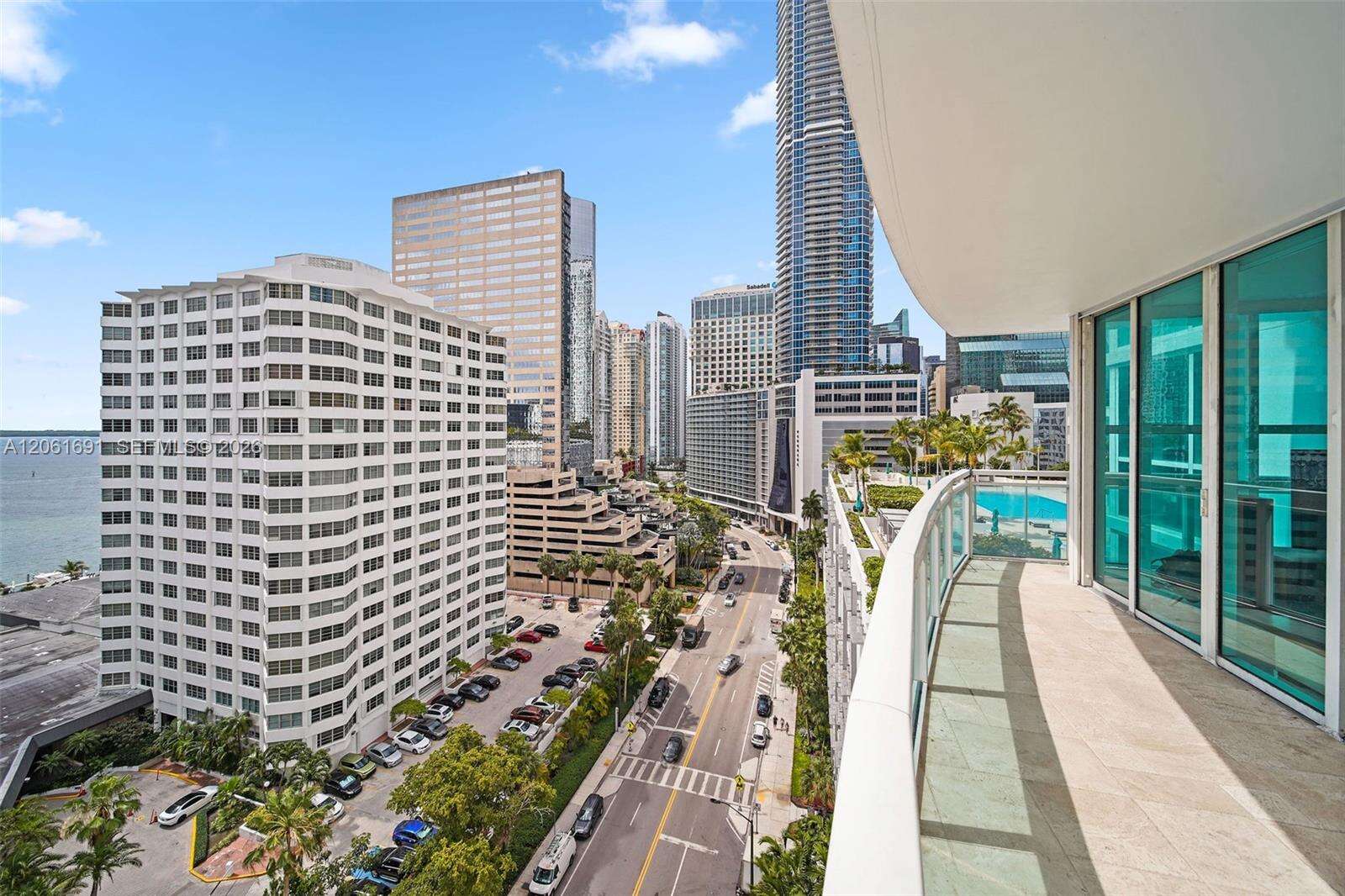 The Plaza On Brickell East at 950 Brickell Bay Dr, Miami, FL 33131 - For Rent photo 8