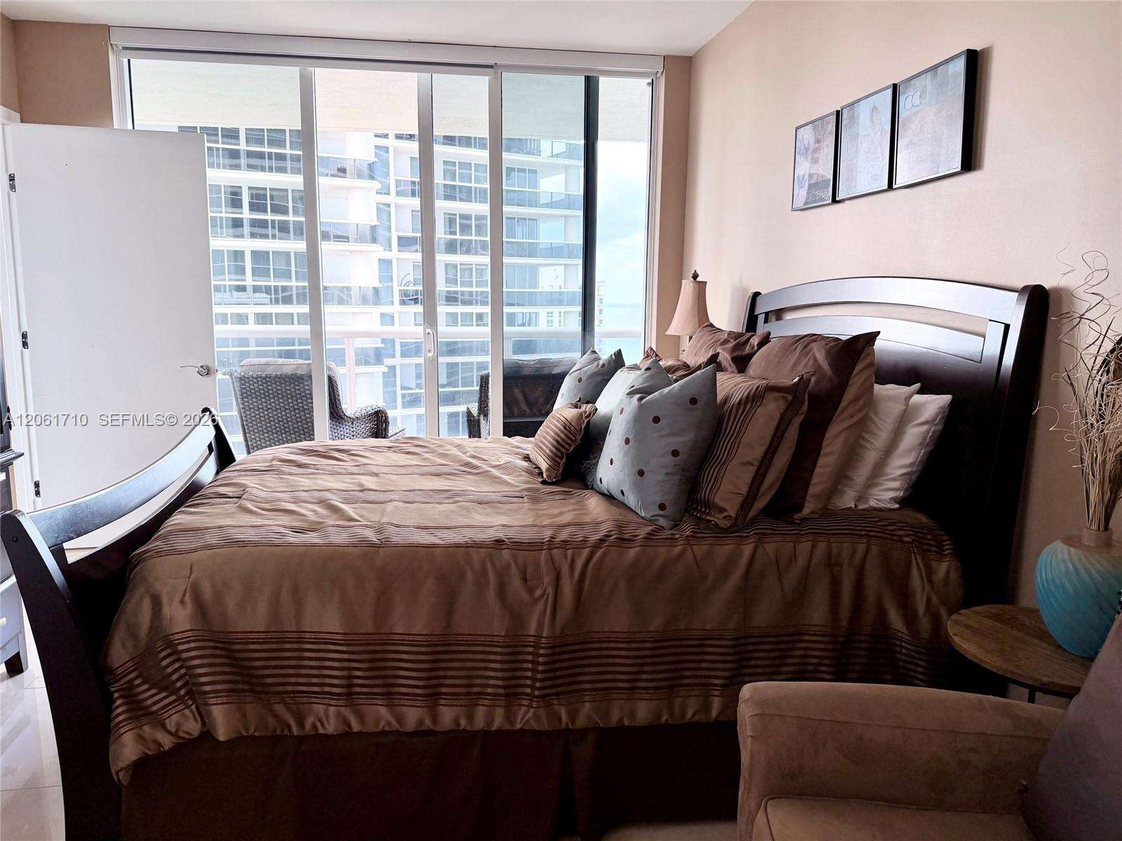 The Beach Club Two at 1830 Ocean Dr, Hallandale Beach, FL 33009 - For Rent photo 26