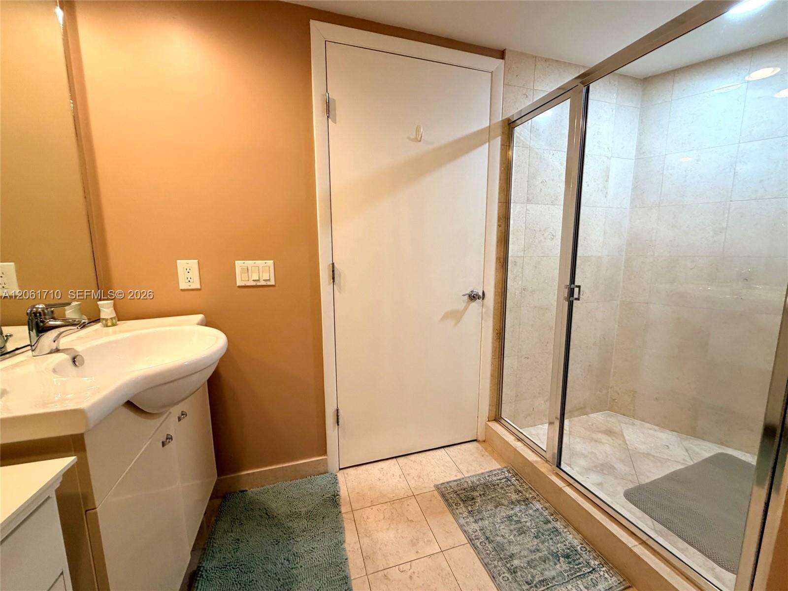 The Beach Club Two at 1830 Ocean Dr, Hallandale Beach, FL 33009 - For Rent photo 28