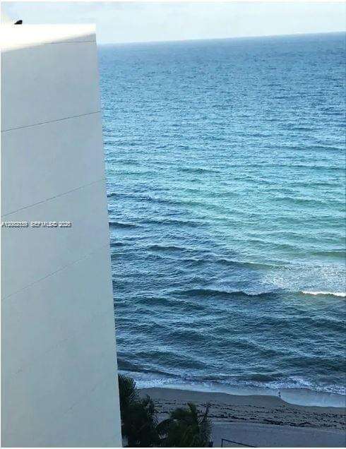Sea Air Towers at 3725 Ocean Dr, Hollywood, FL 33019 - For Rent photo 8