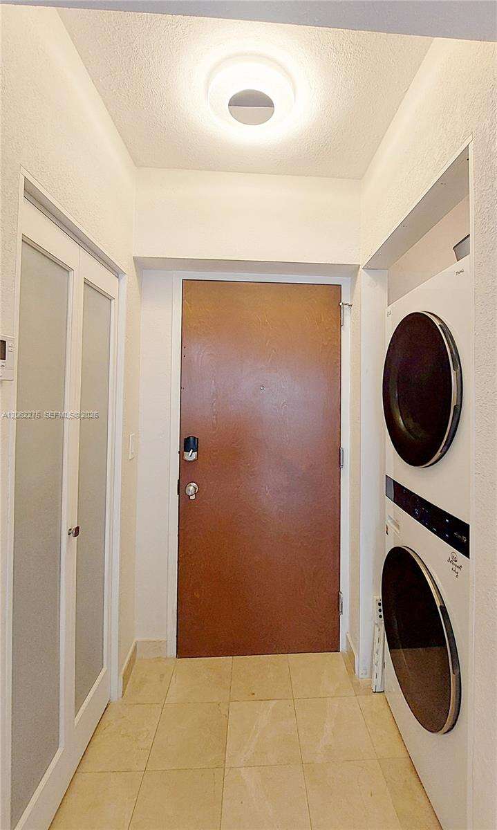 Akoya at 6365 Collins Ave, Miami Beach, FL 33141 - For Rent photo 17