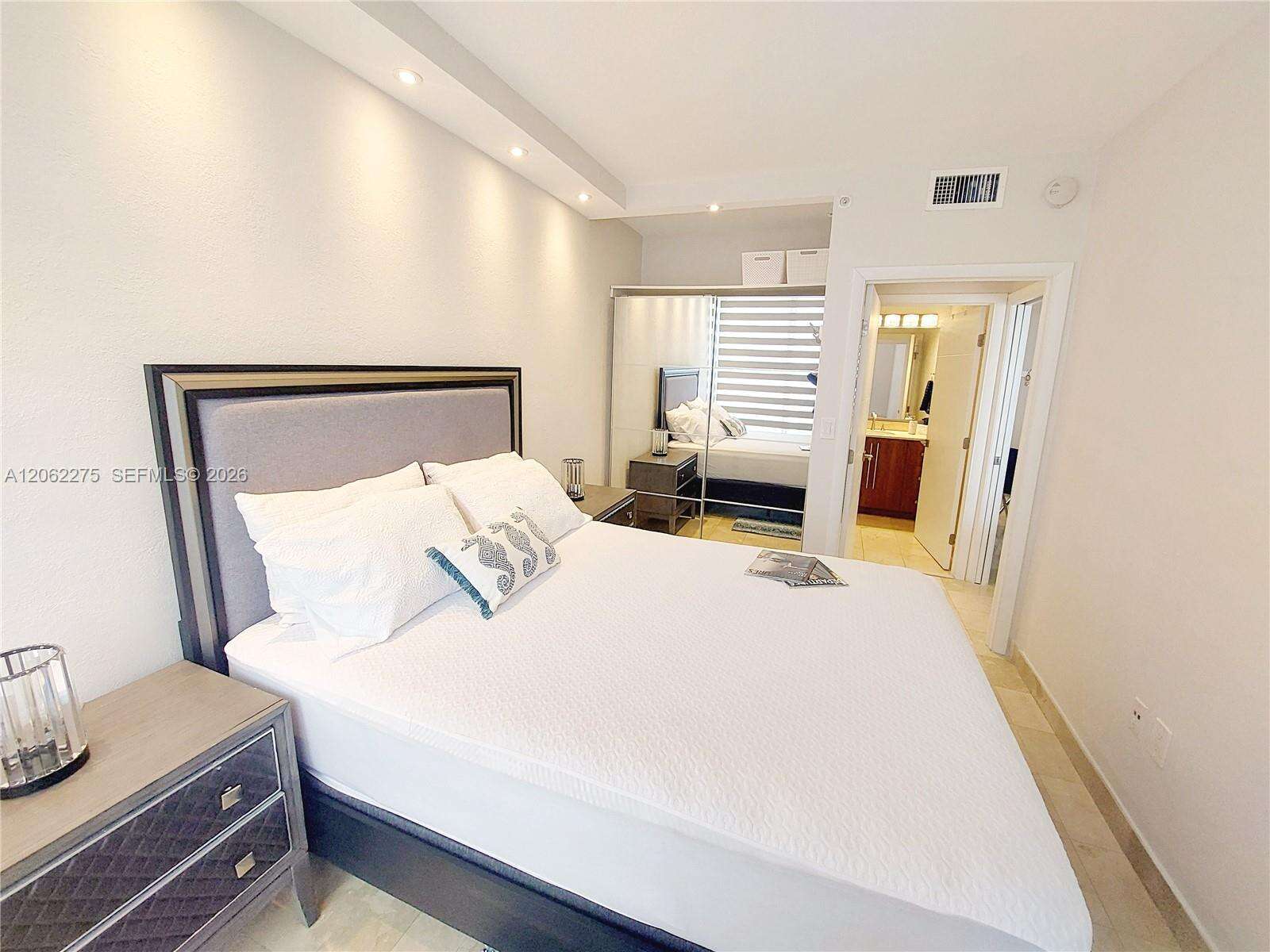 Akoya at 6365 Collins Ave, Miami Beach, FL 33141 - For Rent photo 21