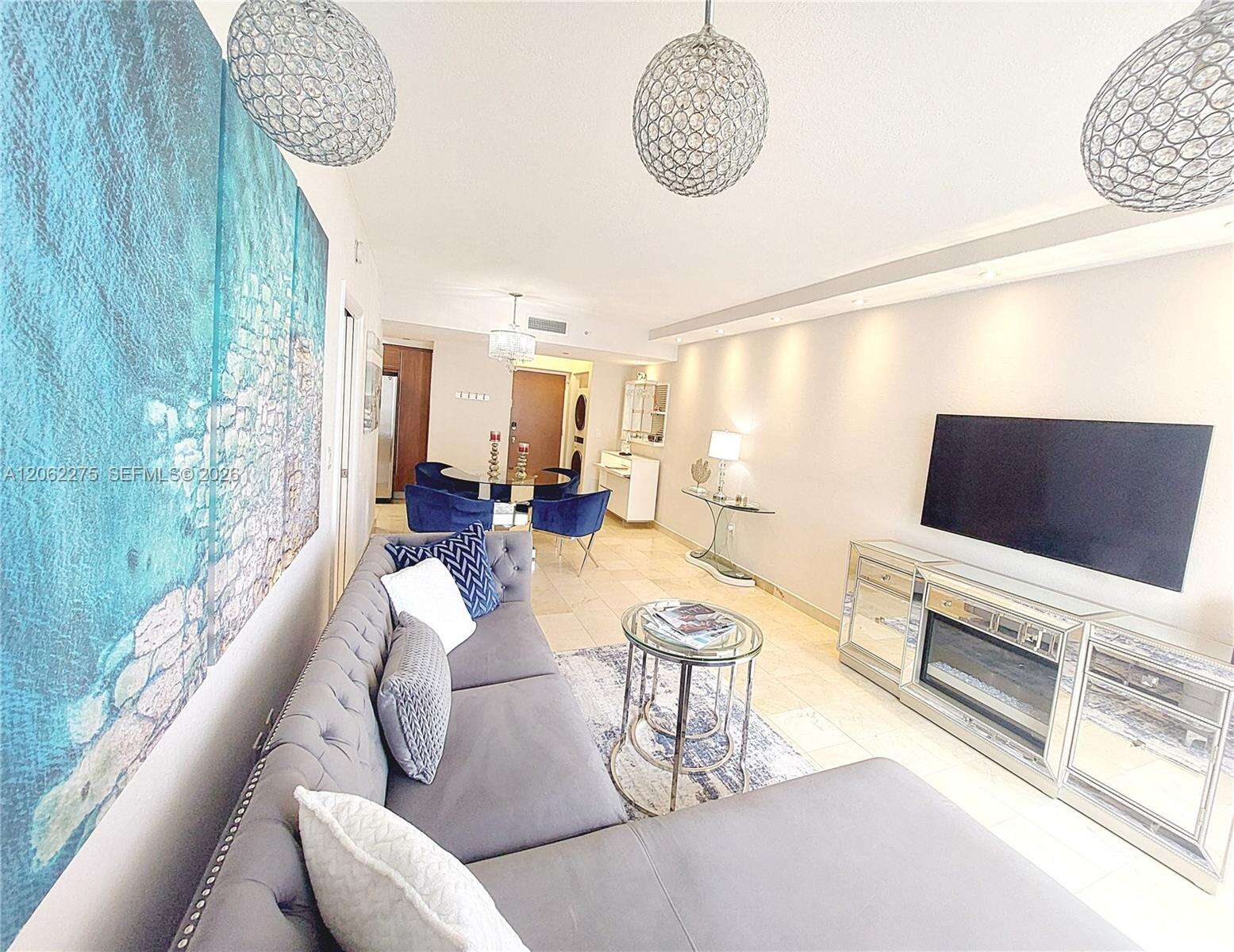 Akoya at 6365 Collins Ave, Miami Beach, FL 33141 - For Rent photo 4