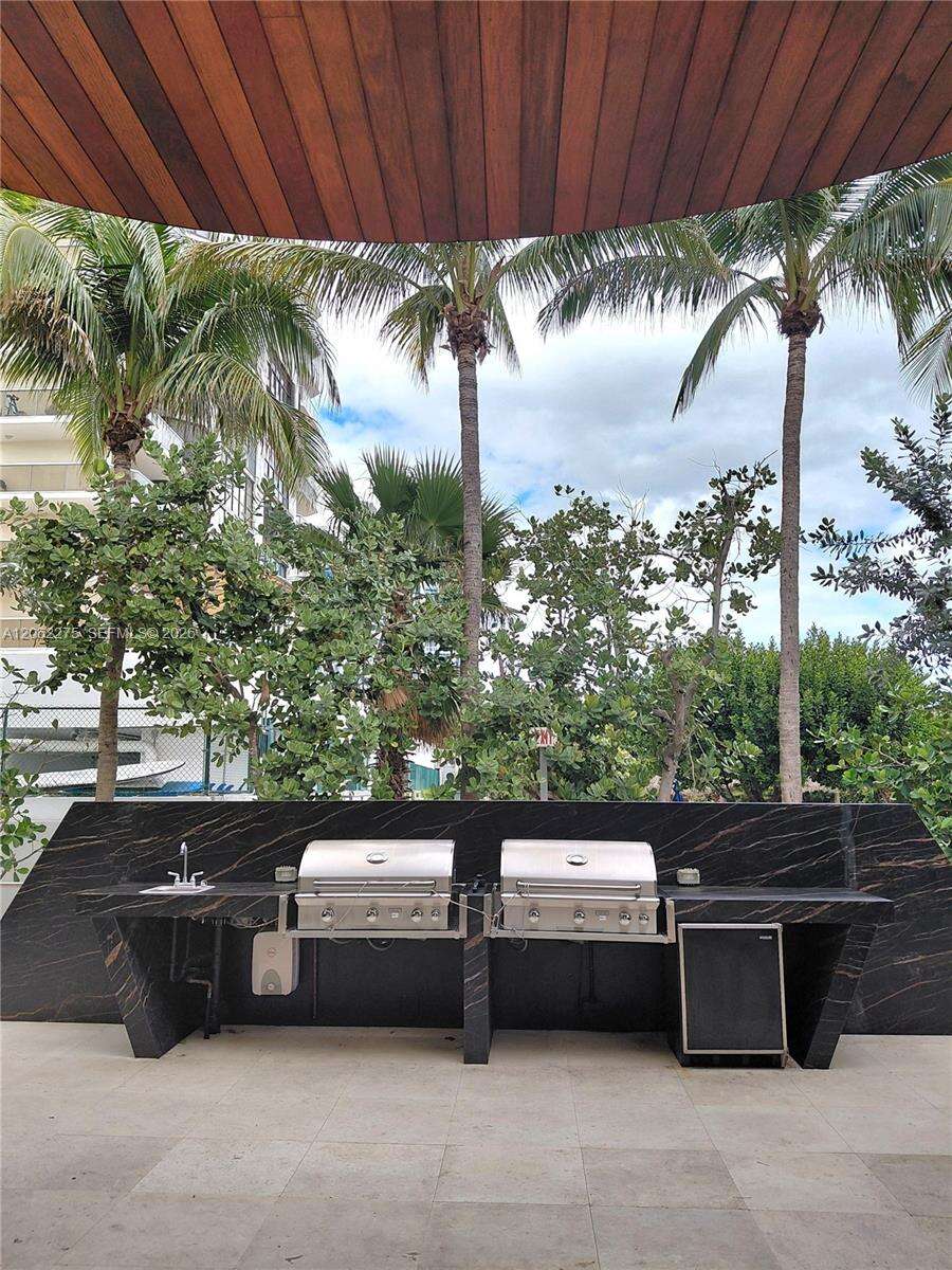 Akoya at 6365 Collins Ave, Miami Beach, FL 33141 - For Rent photo 43