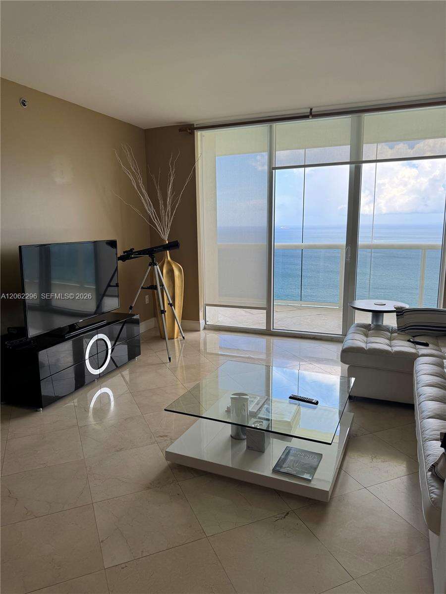 The Beach Club at 1850 Ocean Dr, Hallandale Beach, FL 33009 - For Rent photo 2