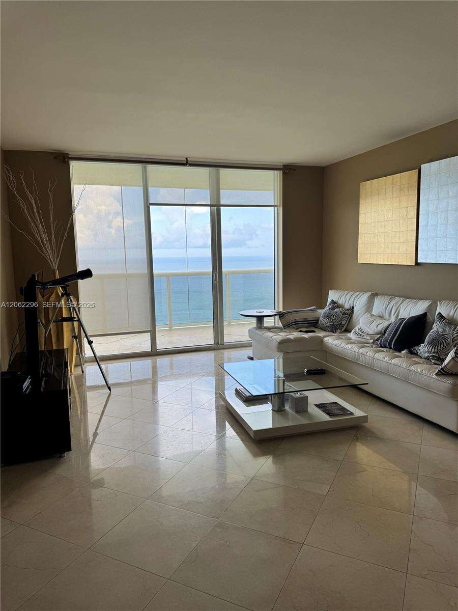 The Beach Club at 1850 Ocean Dr, Hallandale Beach, FL 33009 - For Rent photo 3