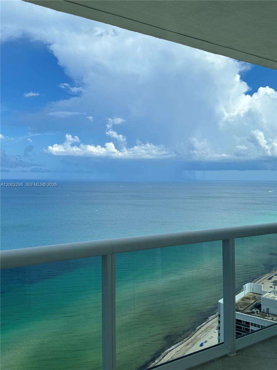 The Beach Club at 1850 Ocean Dr, Hallandale Beach, FL 33009 - For Rent photo 25