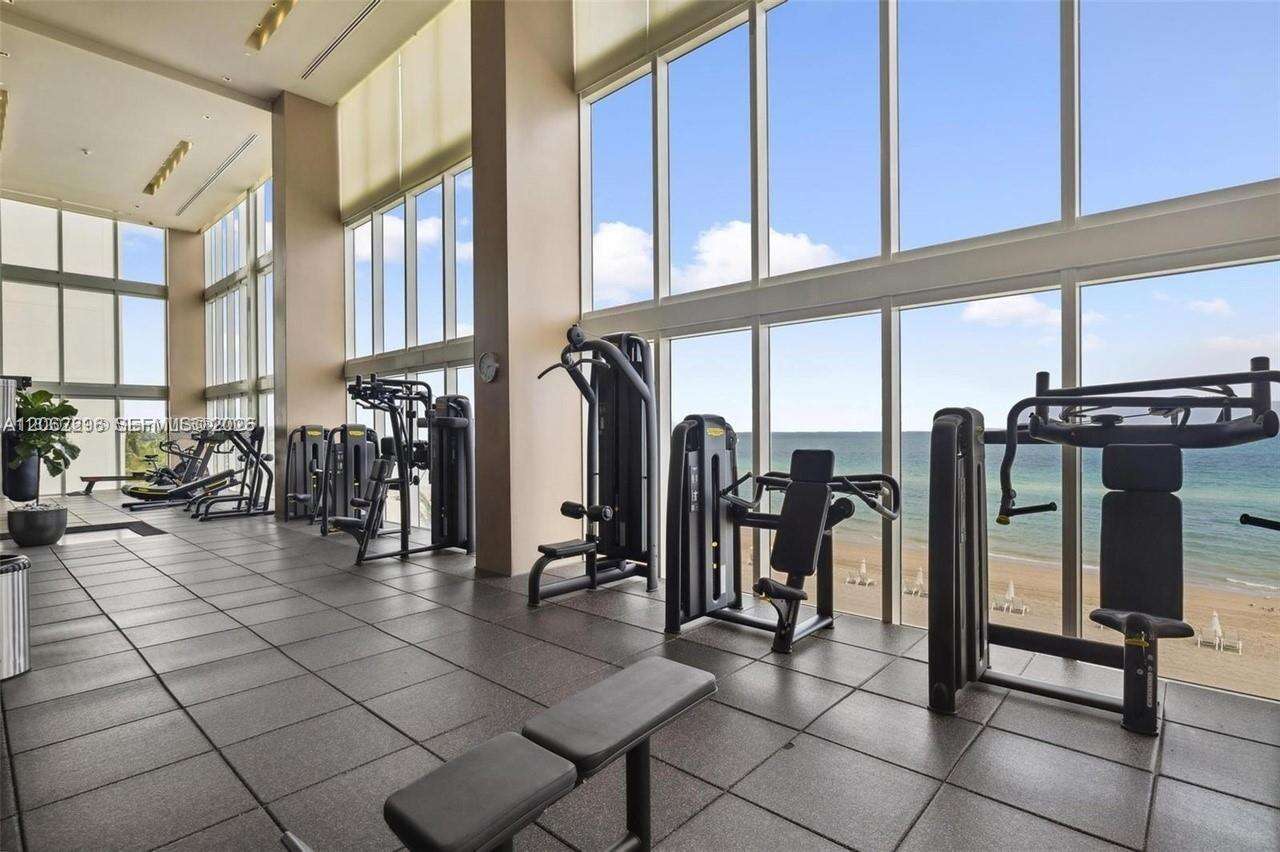 The Beach Club at 1850 Ocean Dr, Hallandale Beach, FL 33009 - For Rent photo 30