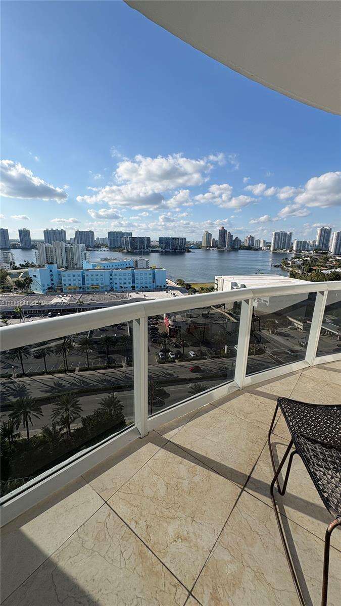 Trump Royale at 18201 Collins Ave, Sunny Isles Beach, FL 33160 - For Rent photo 2