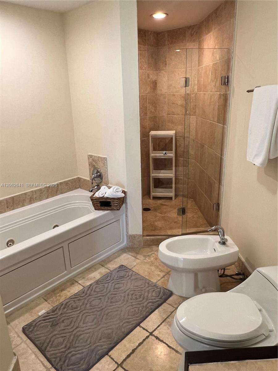 Trump Royale at 18201 Collins Ave, Sunny Isles Beach, FL 33160 - For Rent photo 26