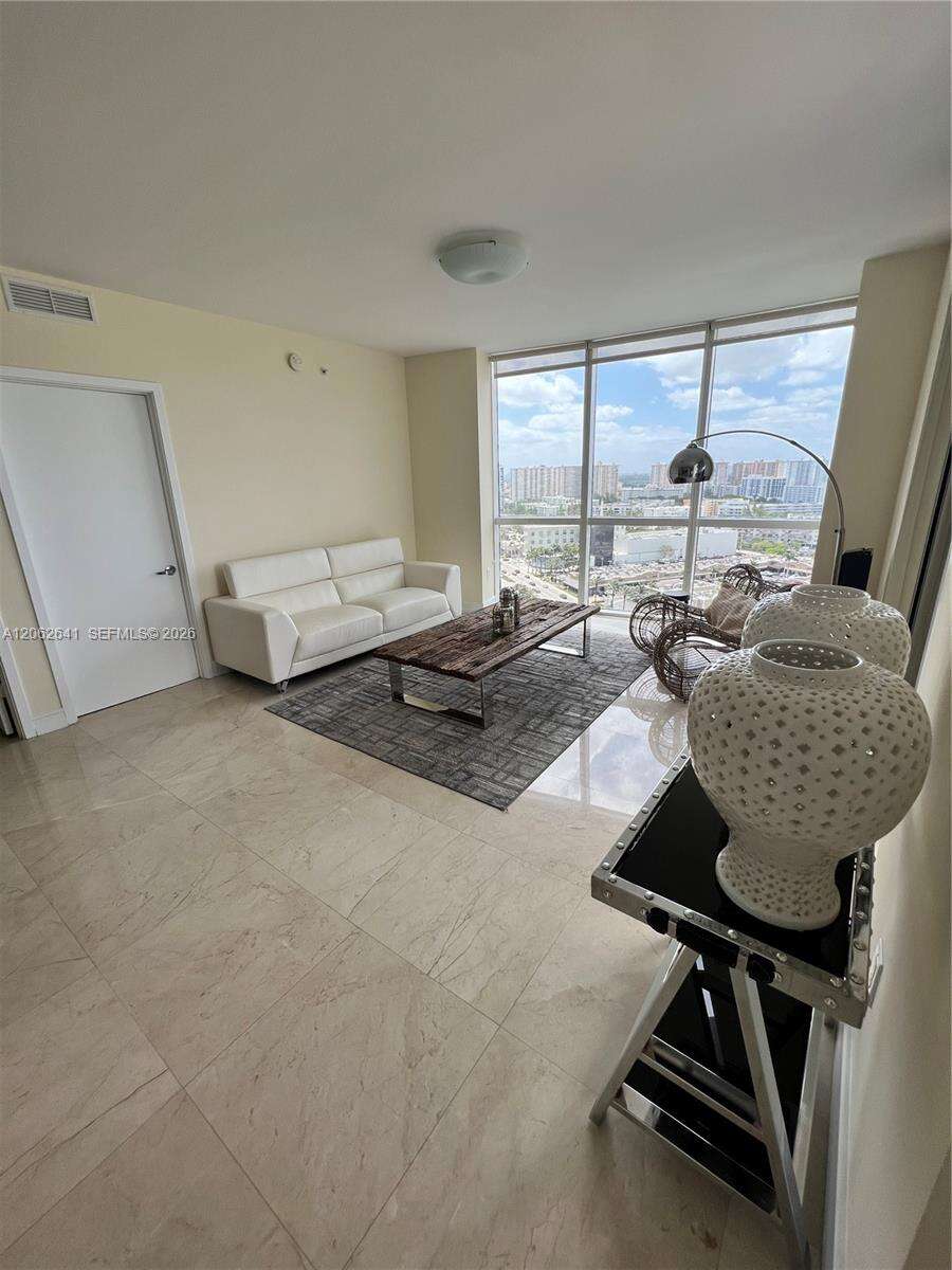 Trump Royale at 18201 Collins Ave, Sunny Isles Beach, FL 33160 - For Rent photo 40
