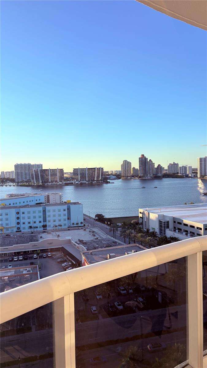 Trump Royale at 18201 Collins Ave, Sunny Isles Beach, FL 33160 - For Rent photo 9