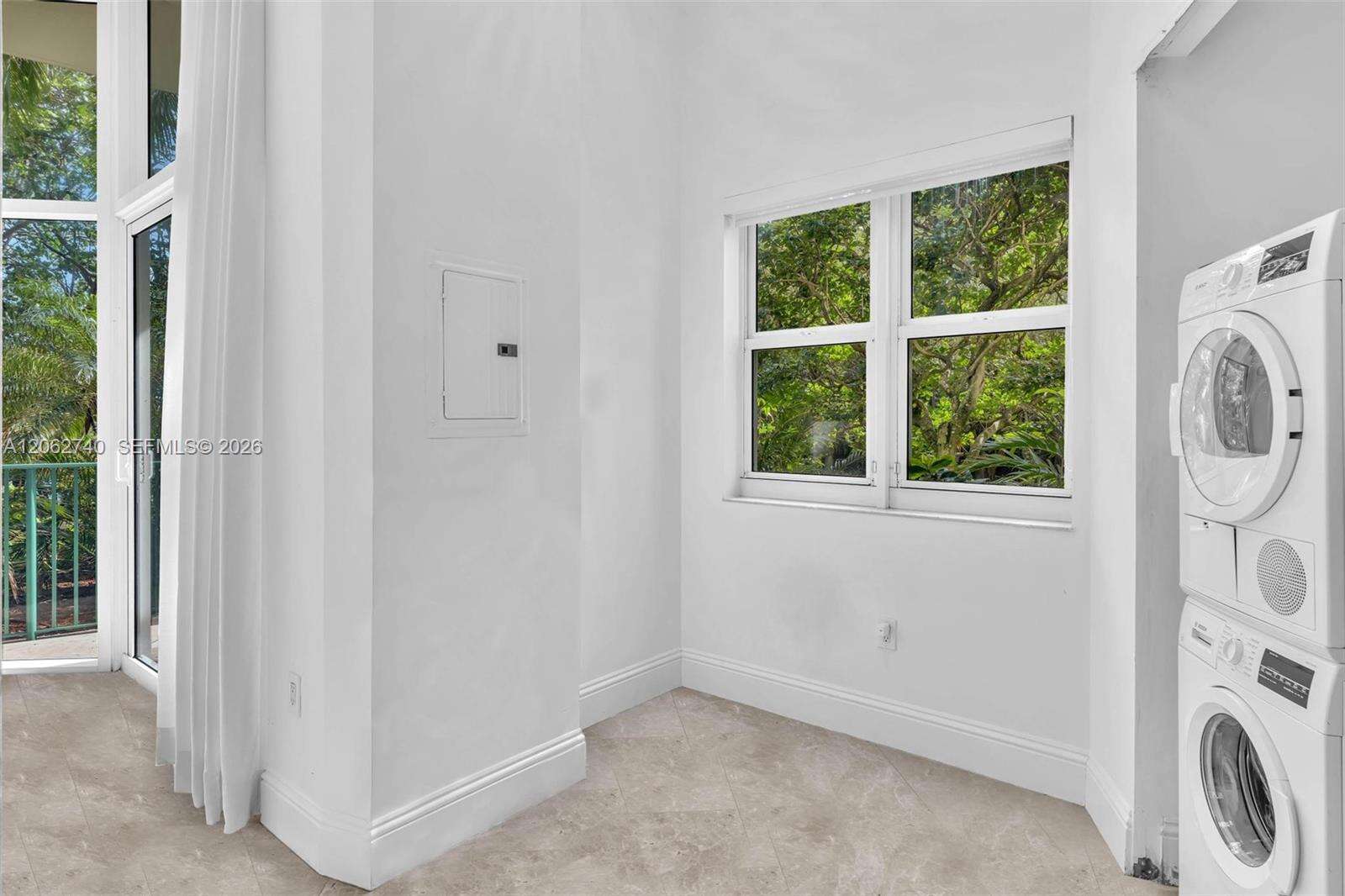 Turnberry Village North at 20000 Country Club Dr, Aventura, FL 33180 - For Rent photo 12