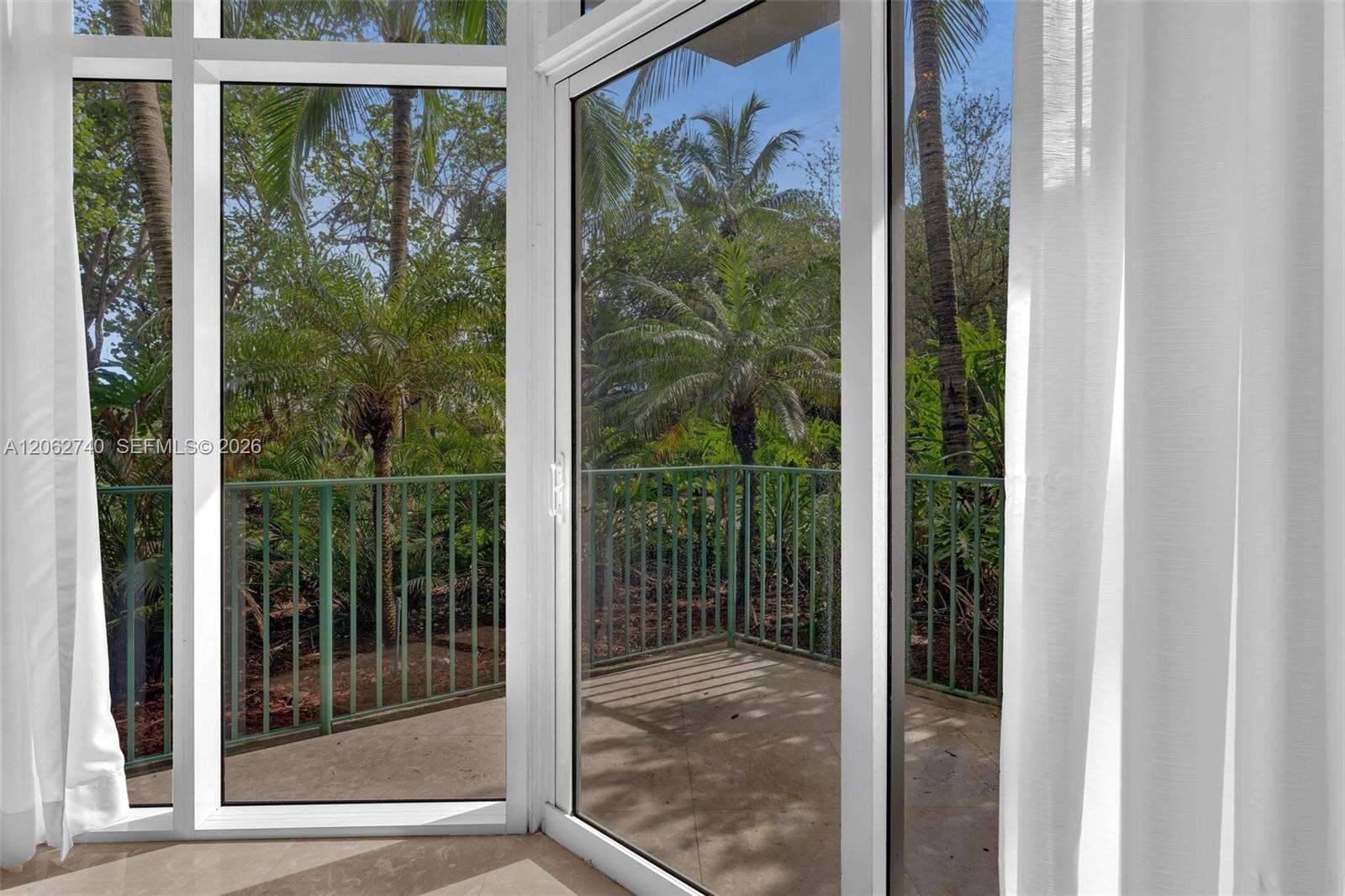 Turnberry Village North at 20000 Country Club Dr, Aventura, FL 33180 - For Rent photo 16