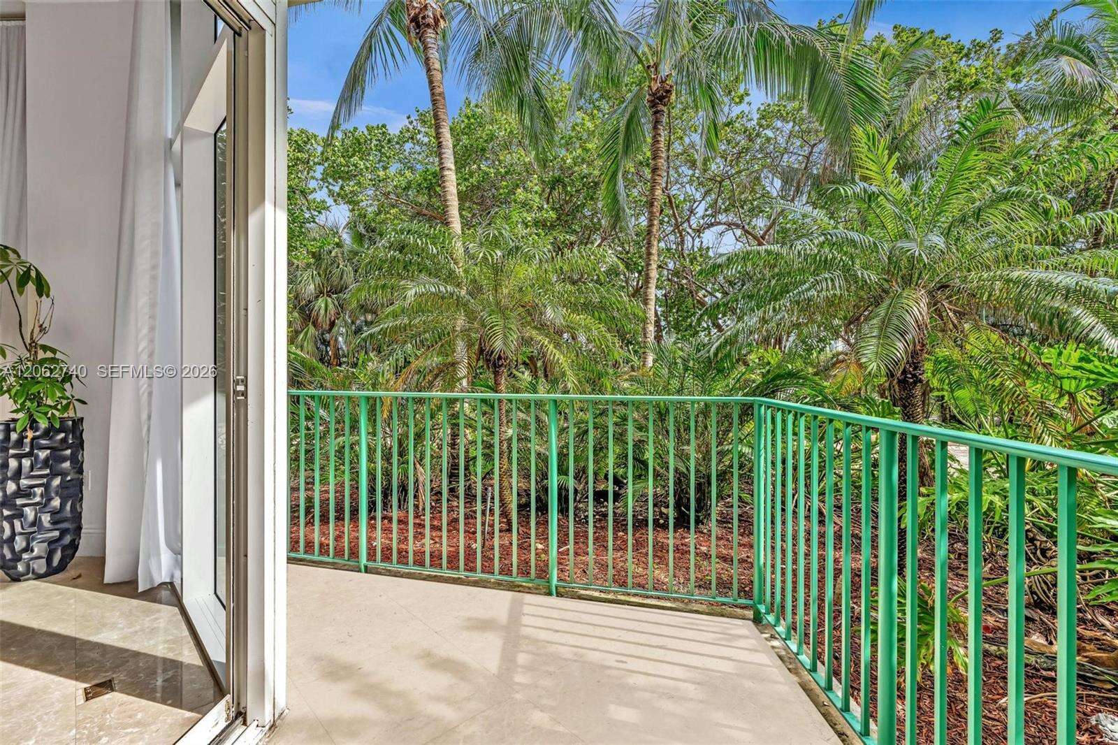 Turnberry Village North at 20000 Country Club Dr, Aventura, FL 33180 - For Rent photo 17