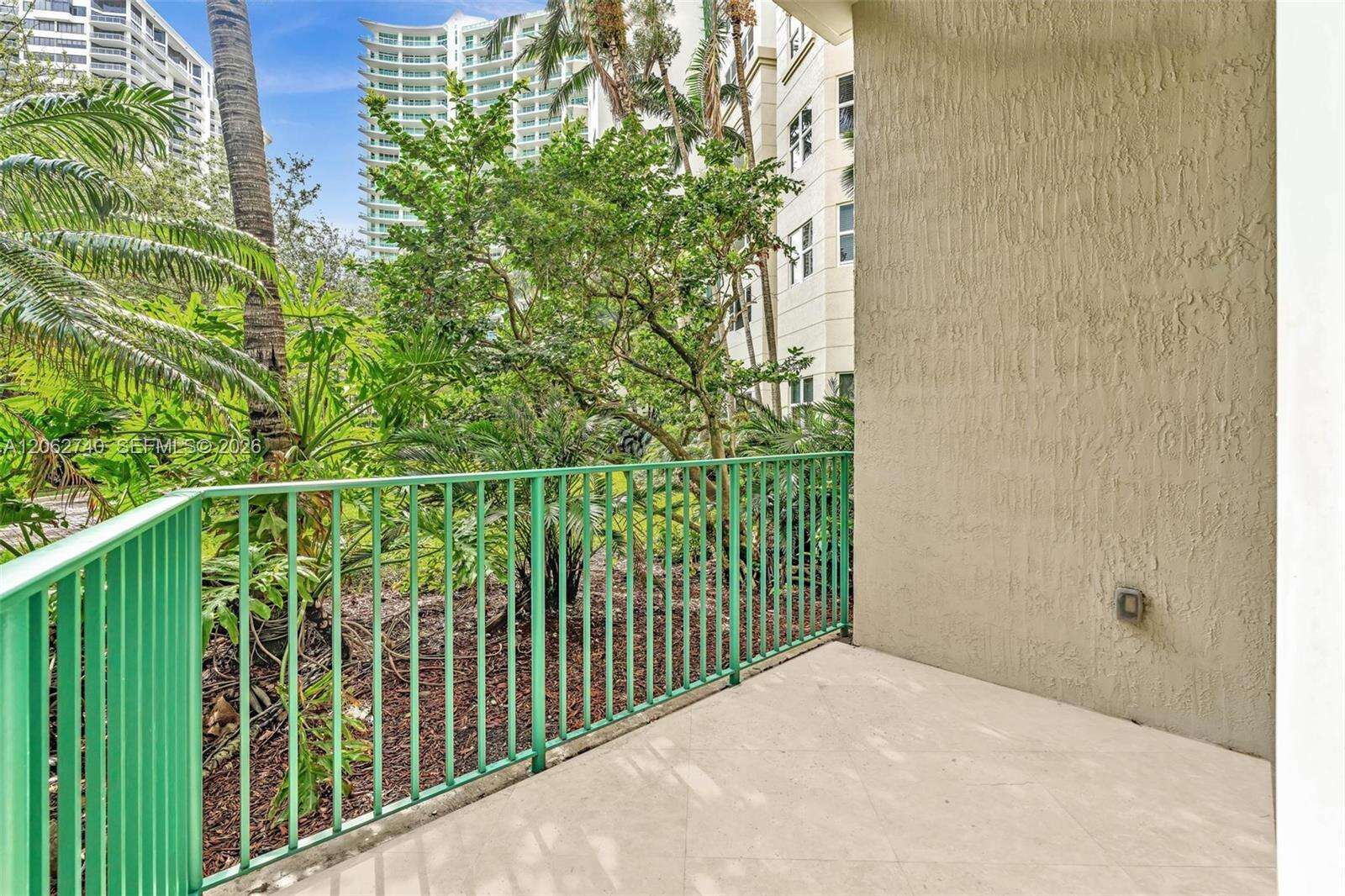 Turnberry Village North at 20000 Country Club Dr, Aventura, FL 33180 - For Rent photo 18