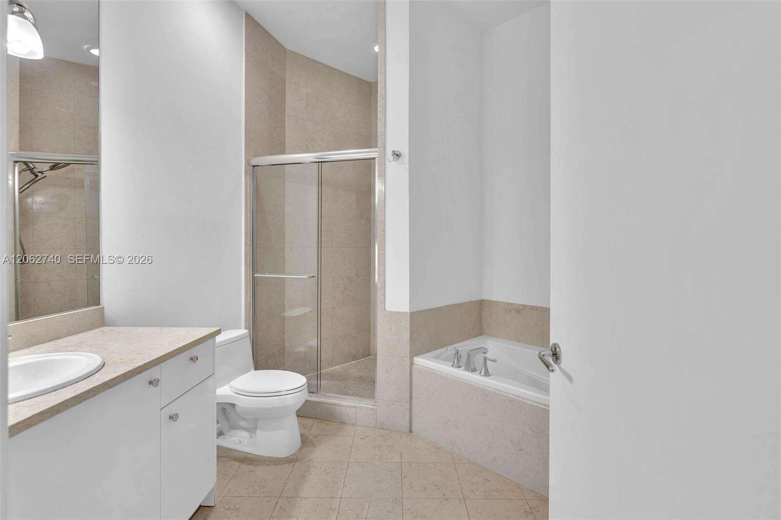 Turnberry Village North at 20000 Country Club Dr, Aventura, FL 33180 - For Rent photo 25