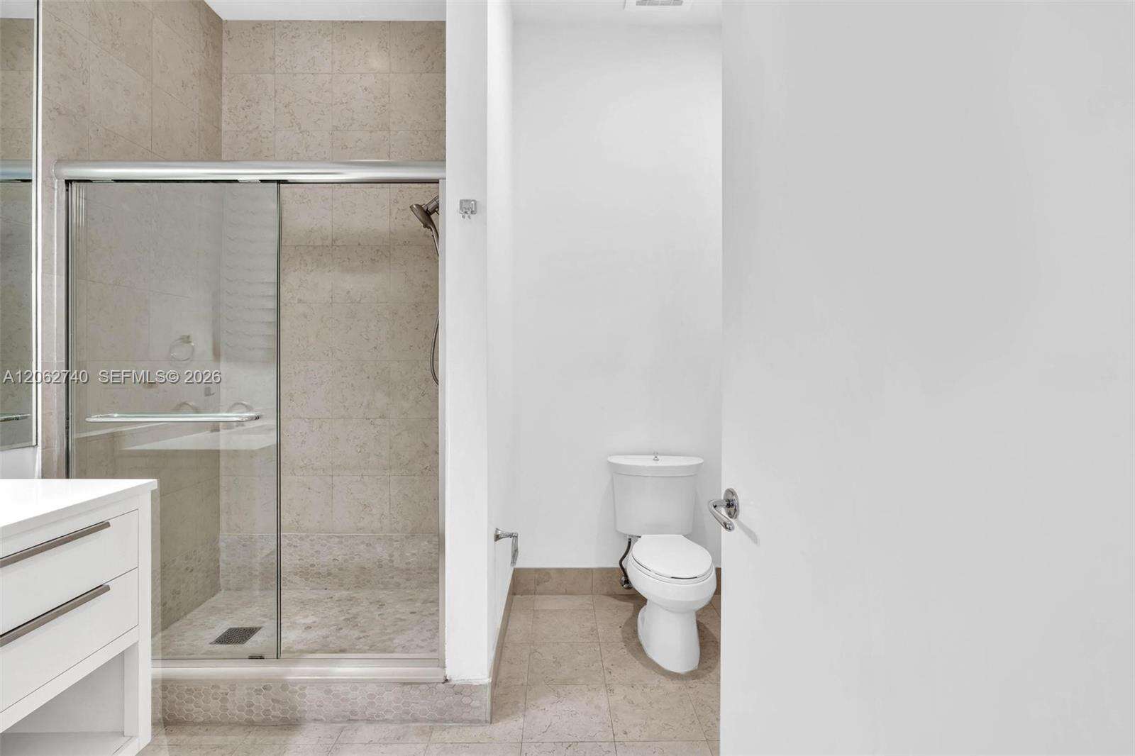 Turnberry Village North at 20000 Country Club Dr, Aventura, FL 33180 - For Rent photo 33