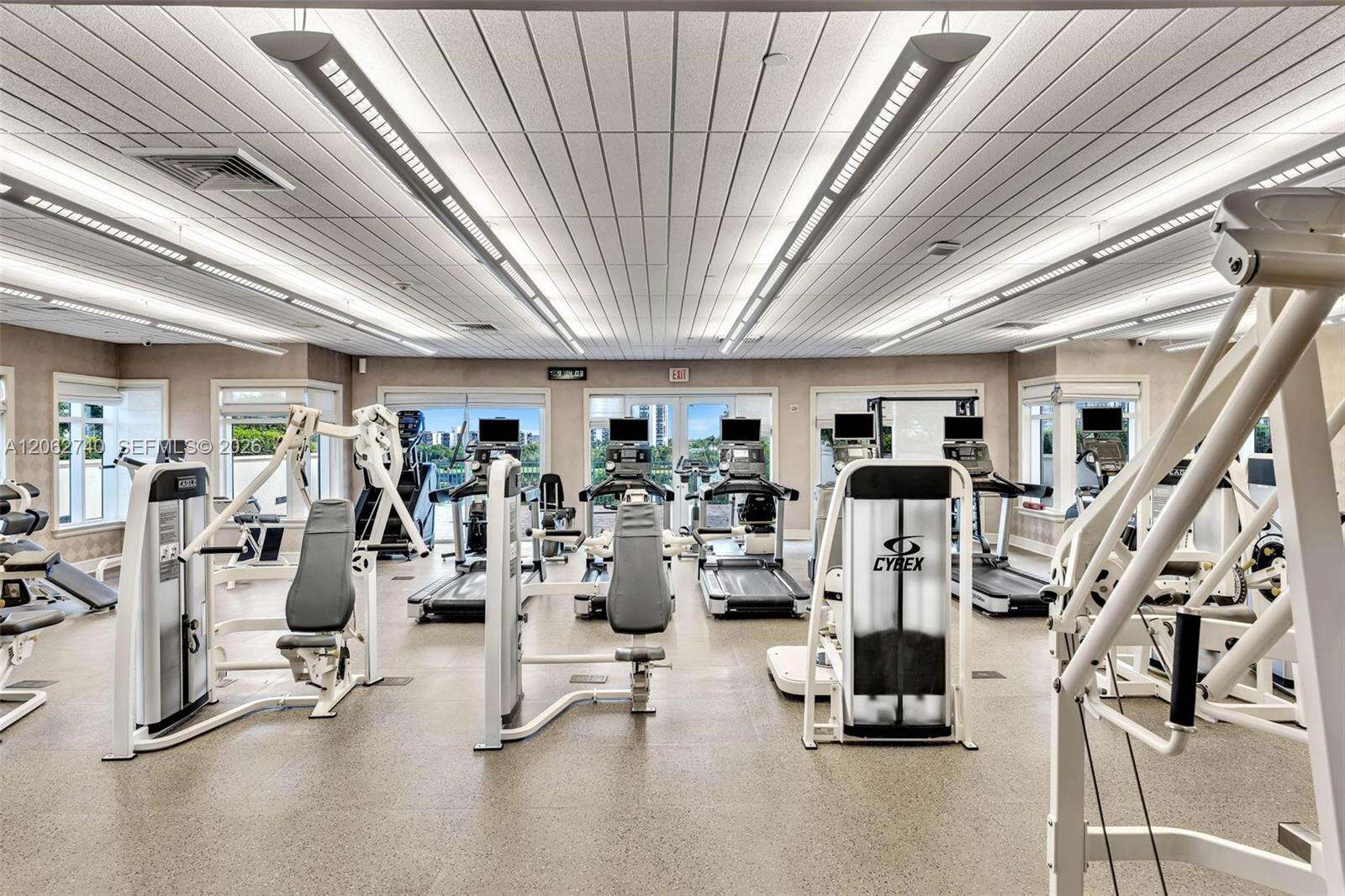 Turnberry Village North at 20000 Country Club Dr, Aventura, FL 33180 - For Rent photo 39