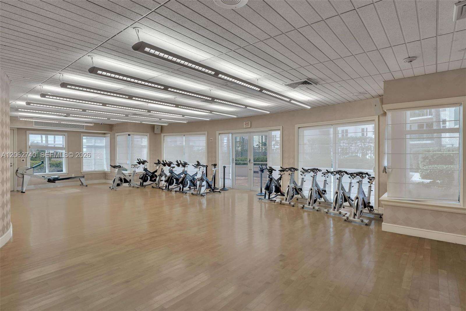 Turnberry Village North at 20000 Country Club Dr, Aventura, FL 33180 - For Rent photo 46