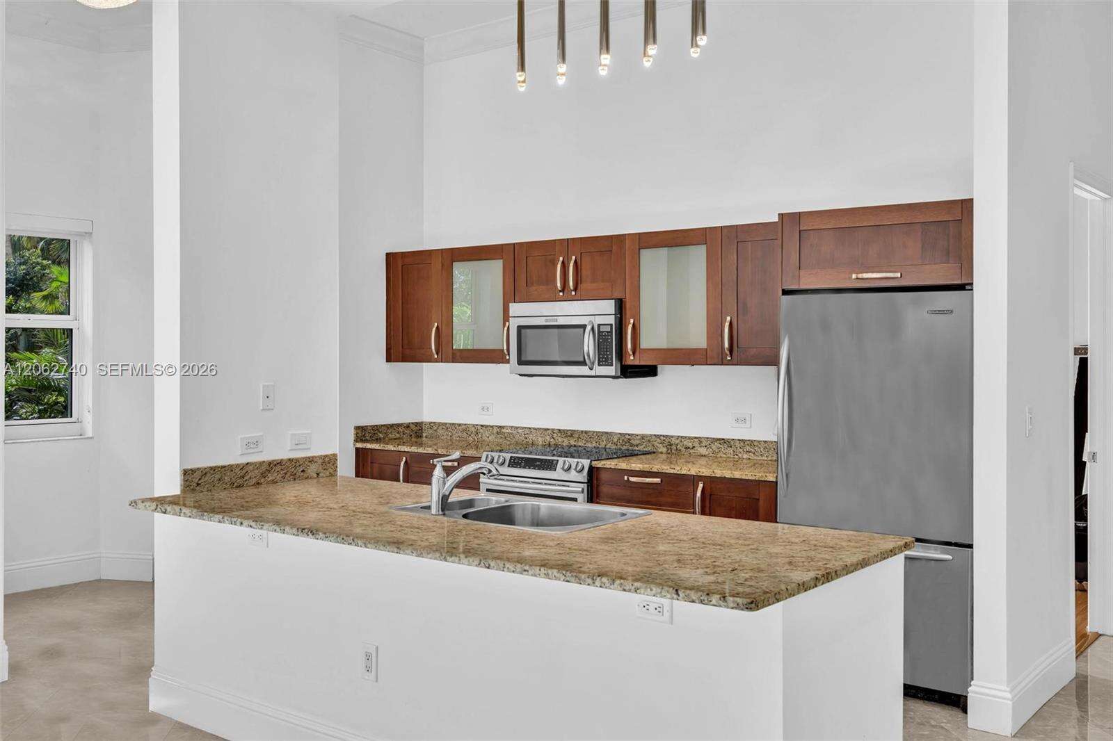 Turnberry Village North at 20000 Country Club Dr, Aventura, FL 33180 - For Rent photo 8
