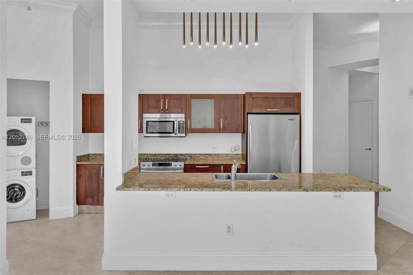 Turnberry Village North at 20000 Country Club Dr, Aventura, FL 33180 - For Rent photo 9