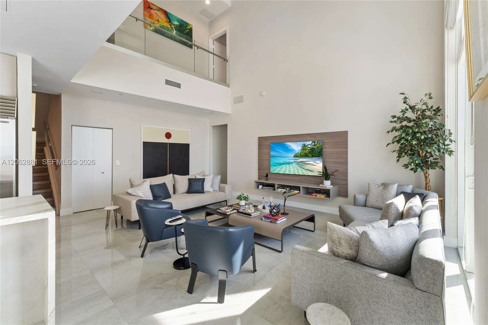 The Plaza On Brickell East at 950 Brickell Bay Dr, Miami, FL 33131 - For Rent photo 2