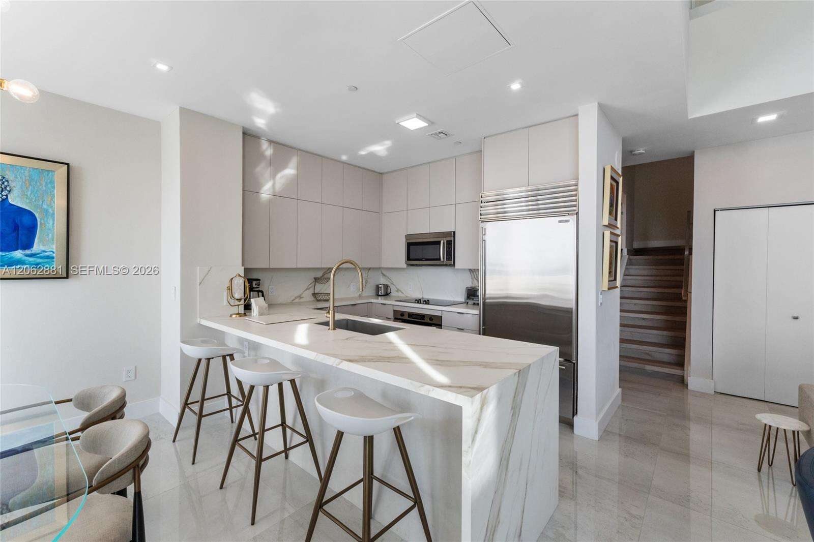 The Plaza On Brickell East at 950 Brickell Bay Dr, Miami, FL 33131 - For Rent photo 6