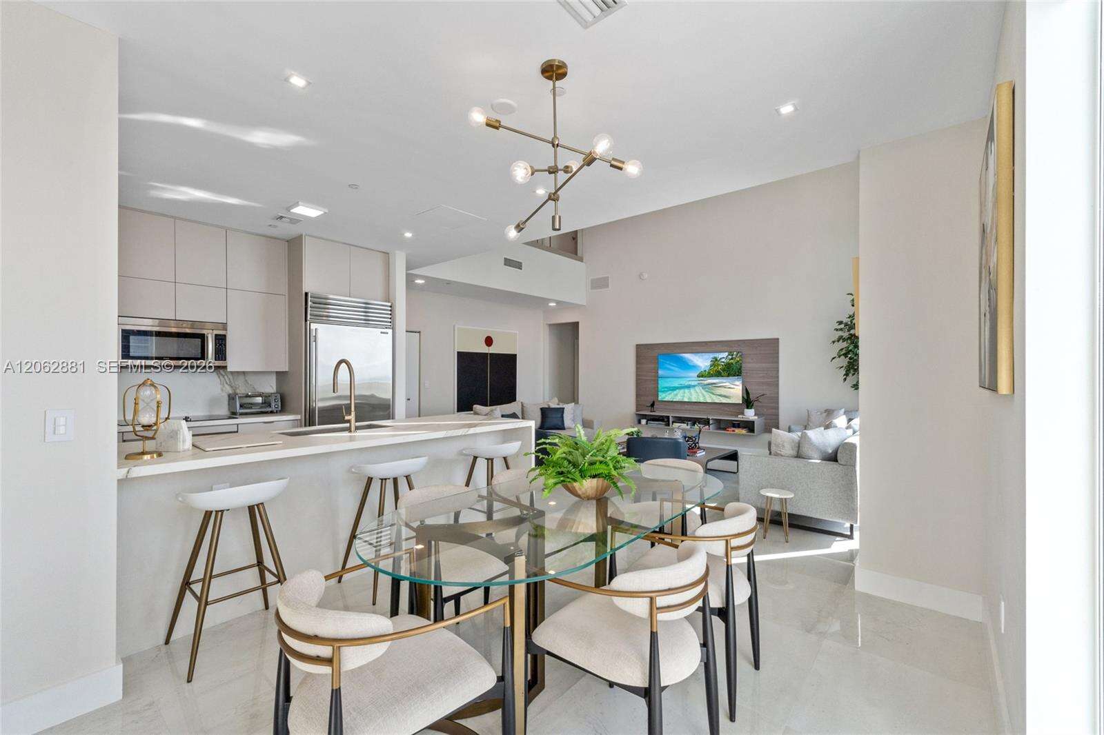 The Plaza On Brickell East at 950 Brickell Bay Dr, Miami, FL 33131 - For Rent photo 7