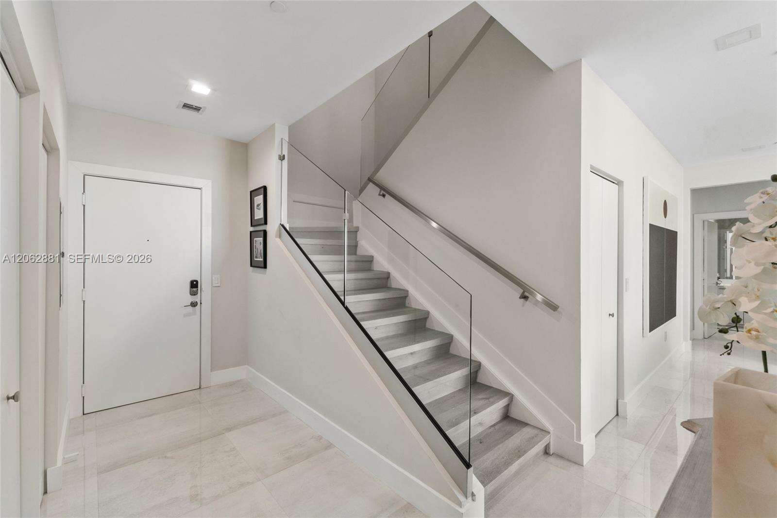 The Plaza On Brickell East at 950 Brickell Bay Dr, Miami, FL 33131 - For Rent photo 8