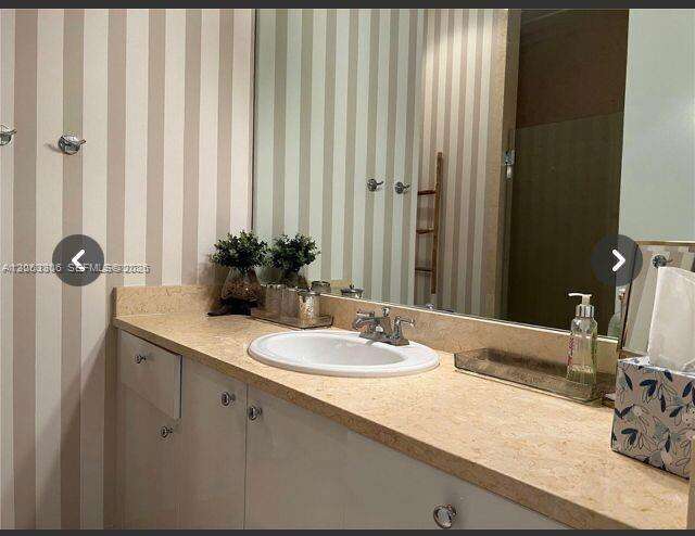 Turnberry Village North at 20000 Country Club Dr, Aventura, FL 33180 - For Rent photo 22