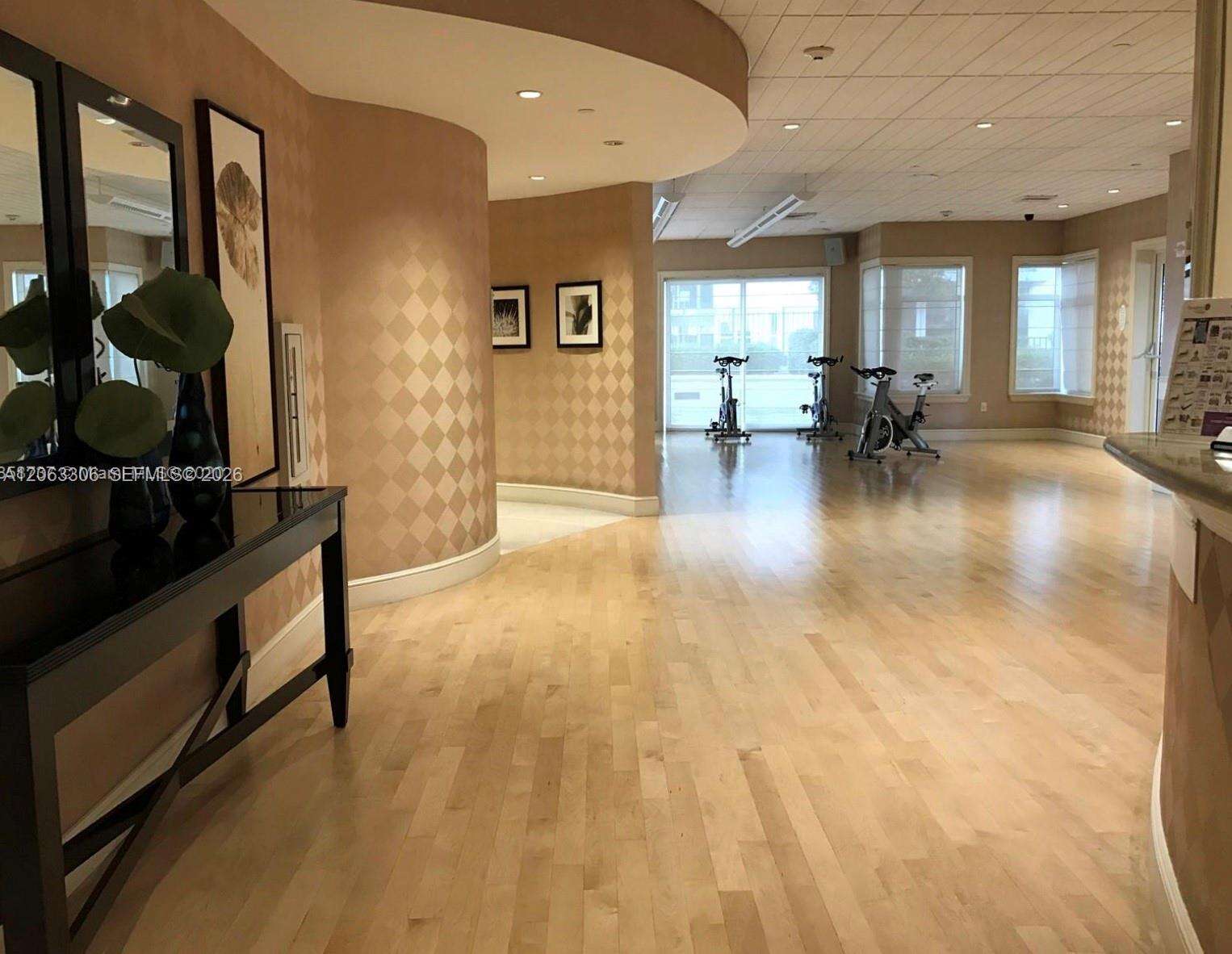 Turnberry Village North at 20000 Country Club Dr, Aventura, FL 33180 - For Rent photo 26