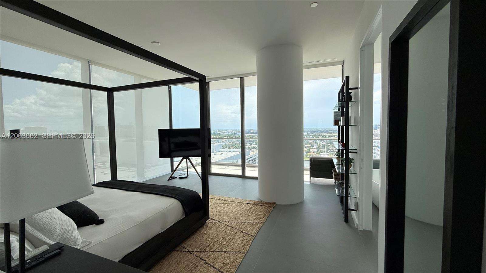 2000 Ocean at 2000 Ocean Dr, Hallandale Beach, FL 33009 - For Rent photo 15