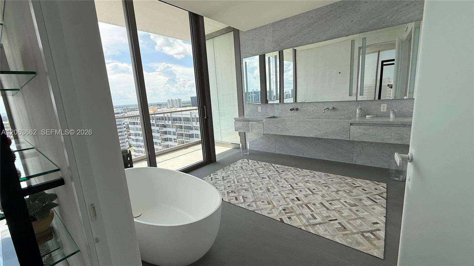 2000 Ocean at 2000 Ocean Dr, Hallandale Beach, FL 33009 - For Rent photo 17