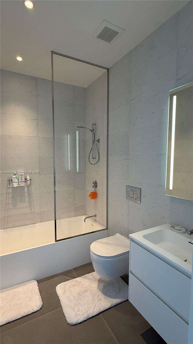 2000 Ocean at 2000 Ocean Dr, Hallandale Beach, FL 33009 - For Rent photo 29