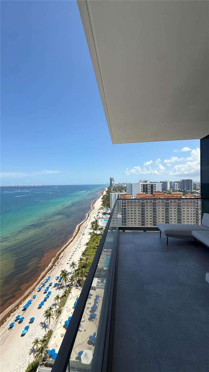 2000 Ocean at 2000 Ocean Dr, Hallandale Beach, FL 33009 - For Rent photo 5