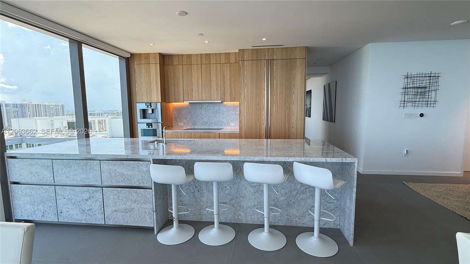 2000 Ocean at 2000 Ocean Dr, Hallandale Beach, FL 33009 - For Rent photo 9