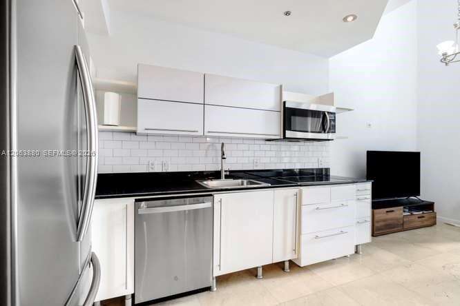 Neo Vertika at 690 1 Ct, Miami, FL 33130 - For Rent photo 12
