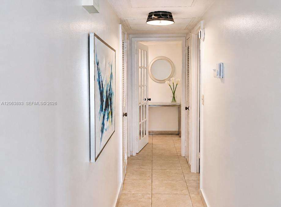 Parker Plaza at 2030 Ocean Dr, Hallandale Beach, FL 33009 - For Rent photo 18