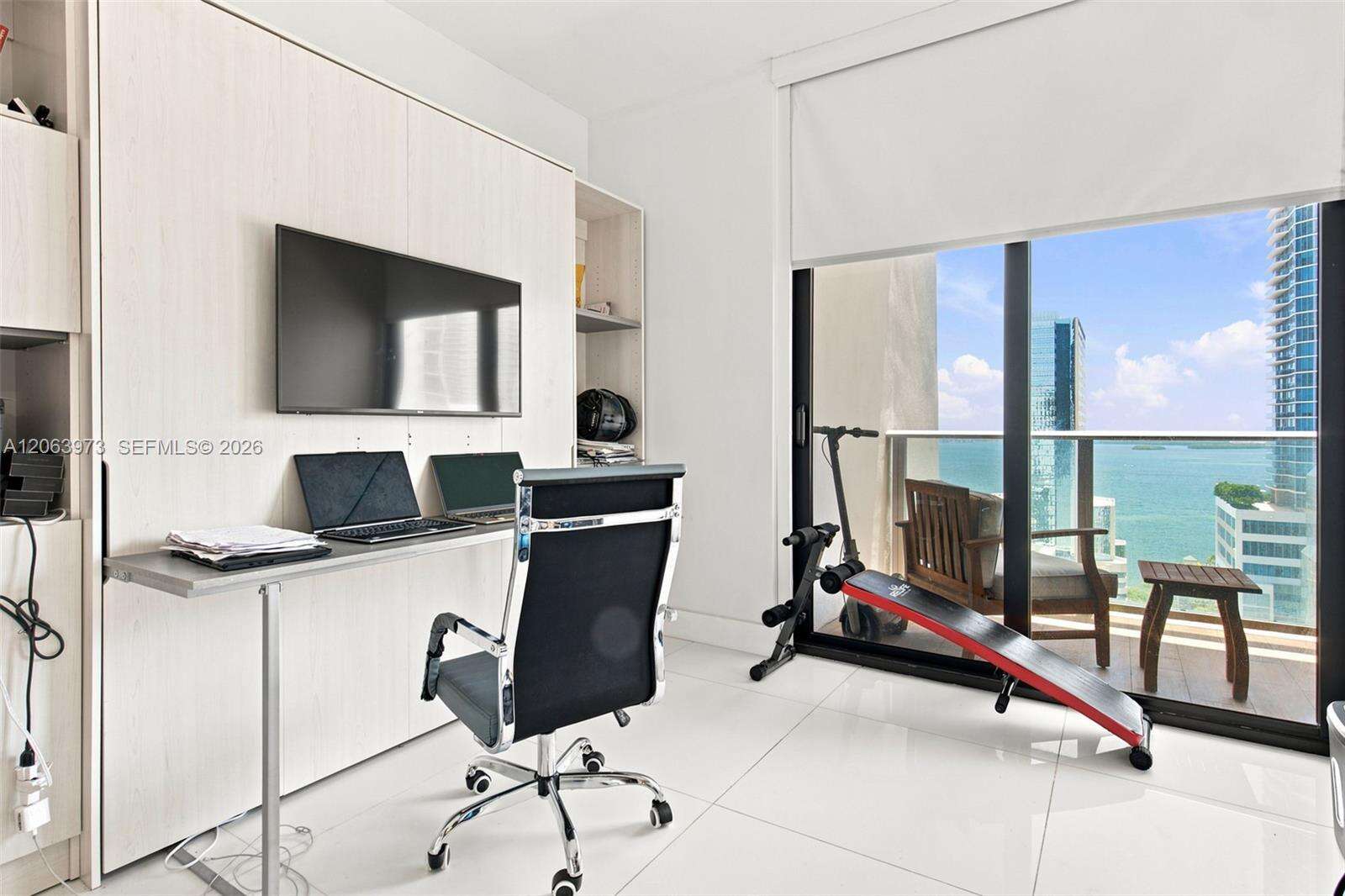 1010 Brickell at 1010 Brickell Ave, Miami, FL 33131 - For Rent photo 6