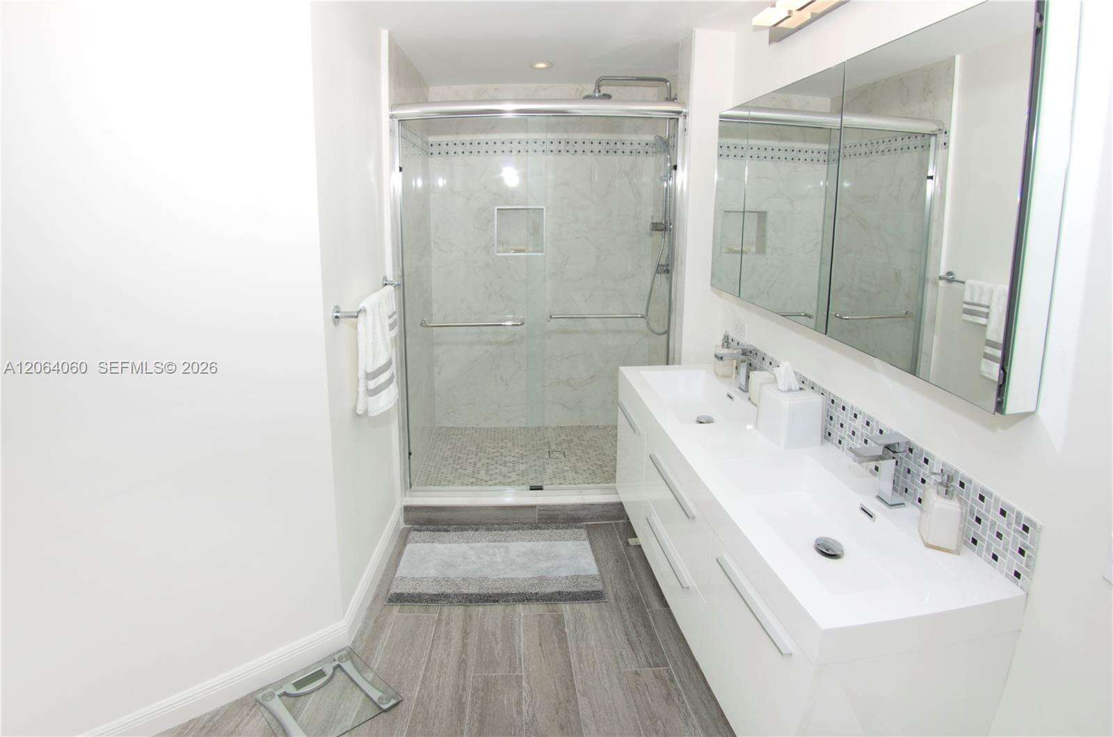 Porto Bellagio at 17150 Bay Rd, Sunny Isles Beach, FL 33160 - For Rent photo 14