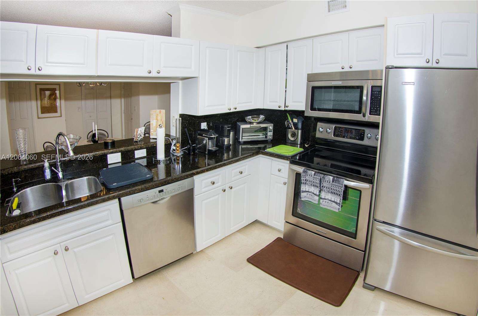 Porto Bellagio at 17150 Bay Rd, Sunny Isles Beach, FL 33160 - For Rent photo 9