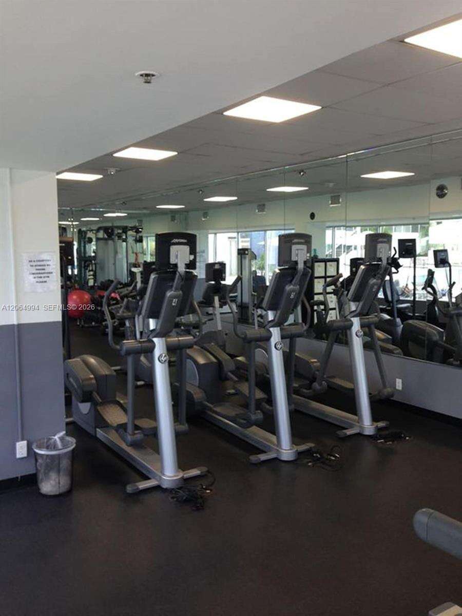 Decoplage at 100 Lincoln Rd, Miami Beach, FL 33139 - For Rent photo 11