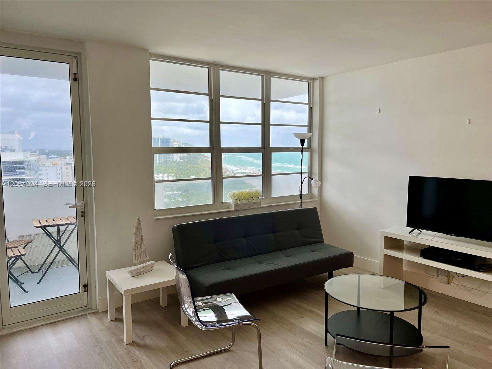 Decoplage at 100 Lincoln Rd, Miami Beach, FL 33139 - For Rent photo 3