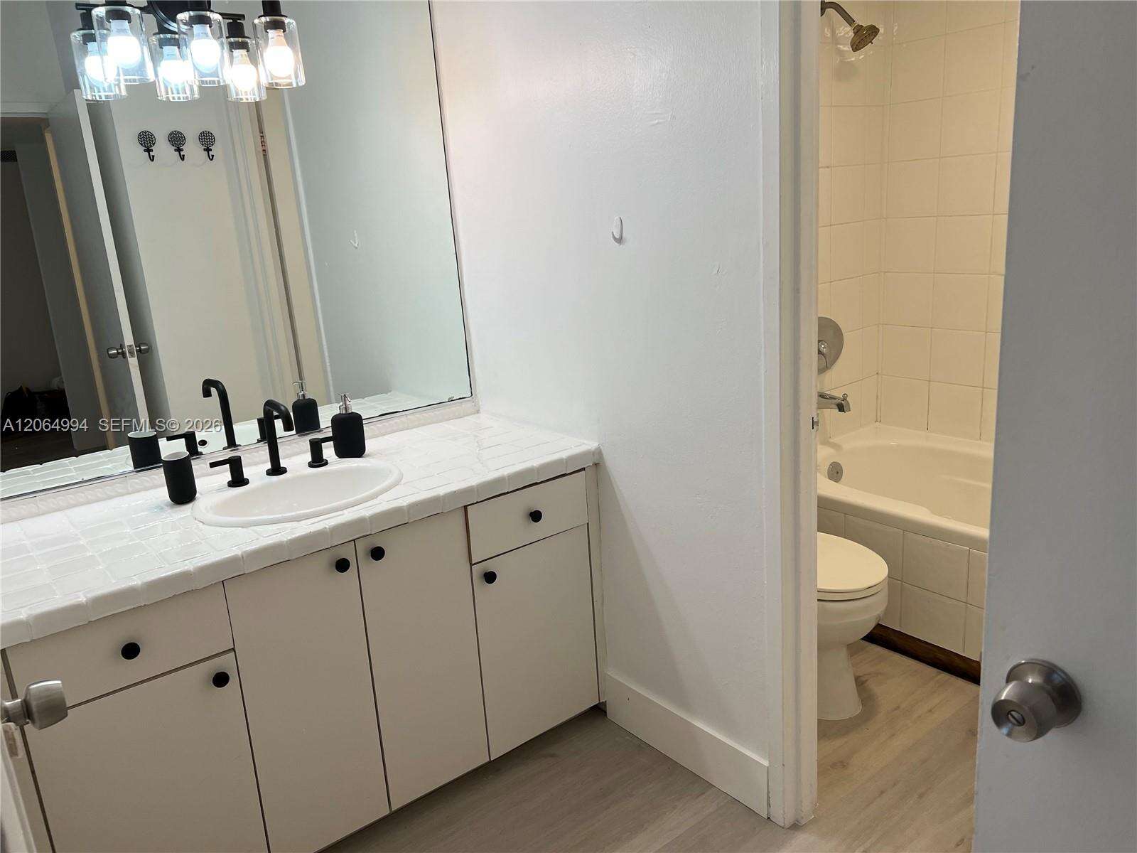 Decoplage at 100 Lincoln Rd, Miami Beach, FL 33139 - For Rent photo 7